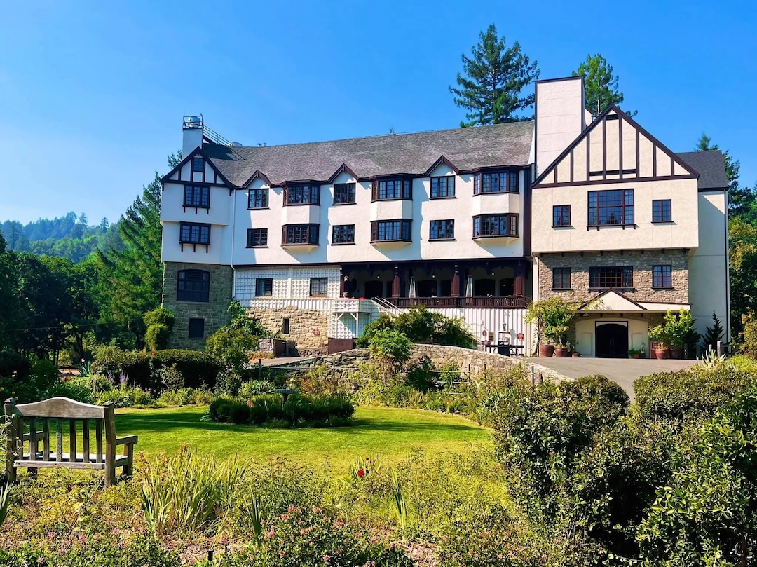 historic Benbow Inn